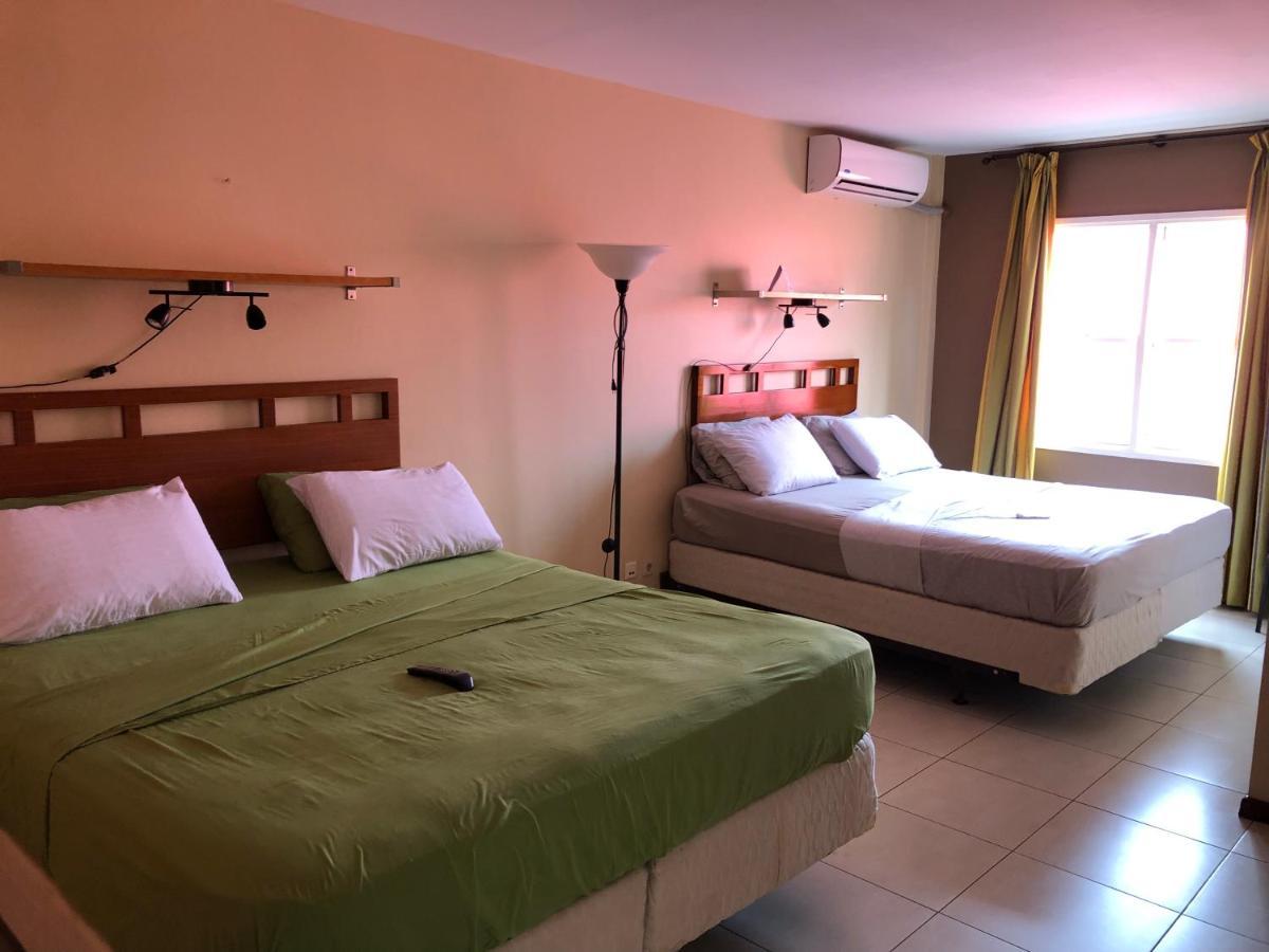 101 Suites Paramaribo Exterior foto