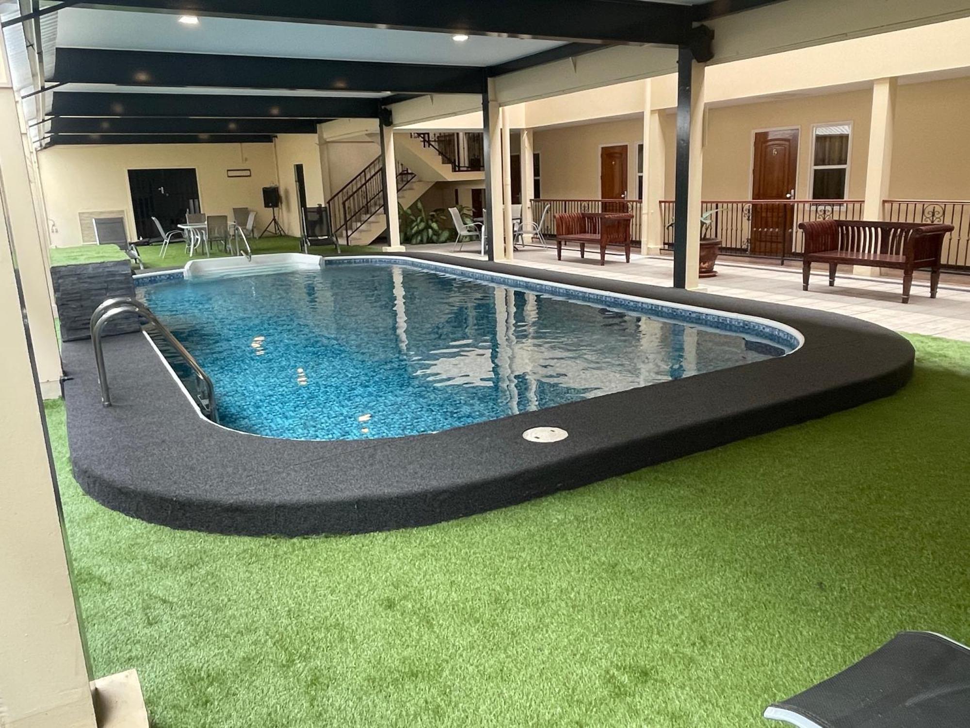 101 Suites Paramaribo Exterior foto